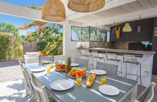 Raissac-d'Aude Villa | Villa Saffron by Villa Plus