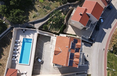 Plat Apartment | Villa Samba - Double Room with Balcony and Sea View - gasi se