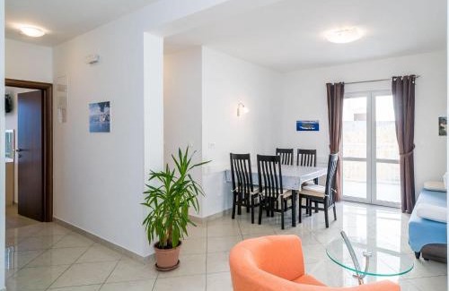 Plat Apartment | Villa Samba - Two-Bedroom Apartment with Terrace and Sea View - A4 1
