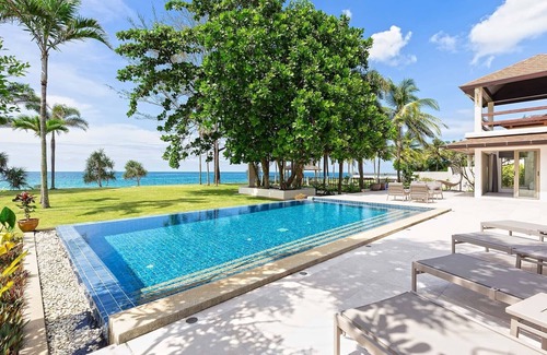 Khok Kloi Villa | VILLA SAND. A 5-bedroom beachfront villa, perfect for families!