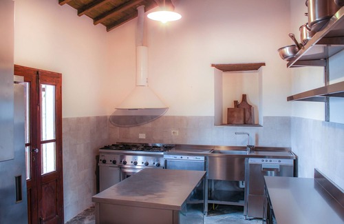Sansepolcro Villa | Villa Santarsa, 31 people, magnificent views and private pool, no neighbors