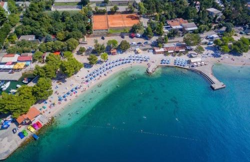 Crikvenica Apartment | Villa Sara 50 m from the beach