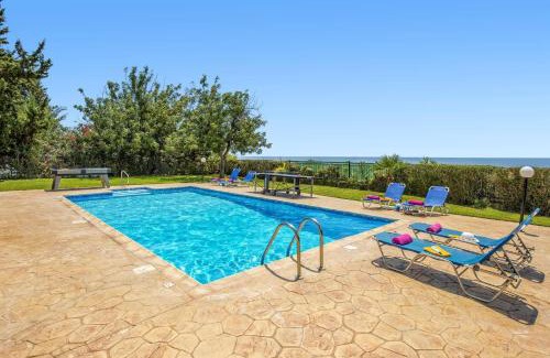 Peyia Town Villa | Villa Savia by Villa Plus
