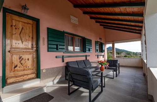 Postup Villa | Villa Sea Edge