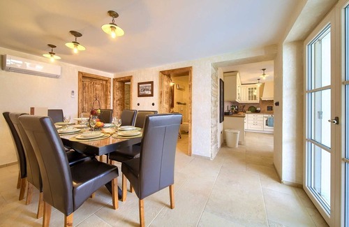 Silo Villa | Villa Sea Queen with heated pool and Seaview