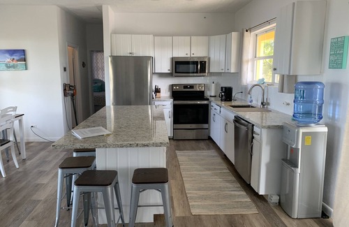 George Town House | Villa Seabreeze: AMAZING Views and Sunsets!