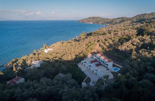 Agia Pelagia Chlomou Villa | Villa Seaview