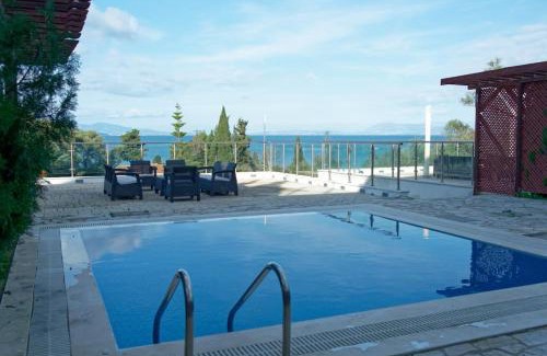Agia Pelagia Chlomou Villa | Villa Seaview
