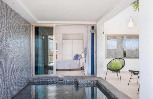 Bahia Calma Villa | Villa Selene heated Indoor Pool