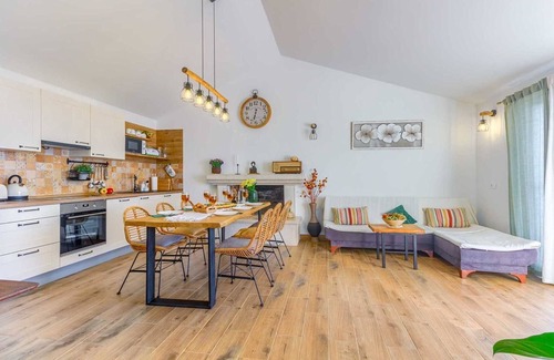 Splitska Villa | Villa Serenity - Silence, view and heated pool