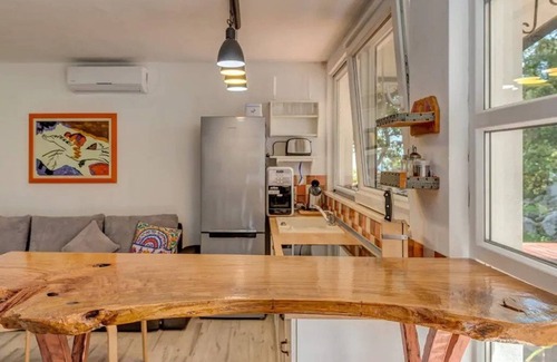 Donji Humac House | Villa SILENTE with heated pool, whirlpool, sauna, tennis court, bikes