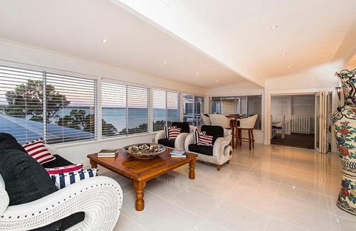 Dawesville Villa | Villa Simi