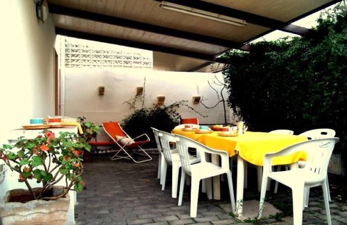 Lido Marini Villa | Villa sleeps 10: 3 bedrooms and 2 bathrooms - Lido Marini
