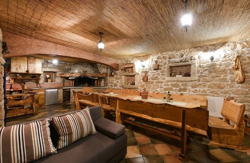 Posedarje Villa | Villa Smilje, 4 bedroom, nature, large pool, summer kitchen, wi-fi.