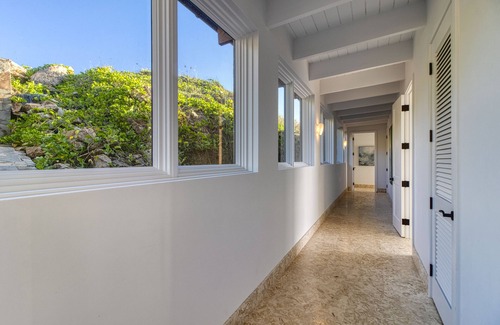 North Sound Villa | Villa Sol Mate