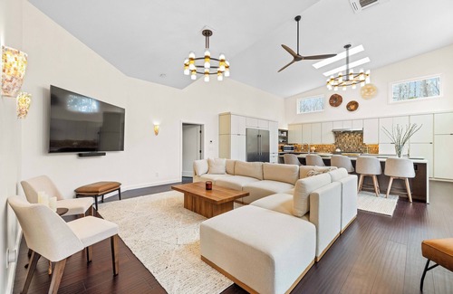 Cape Porpoise House | Villa Solara - Sun-filled, Newly renovated, and close to KPT
