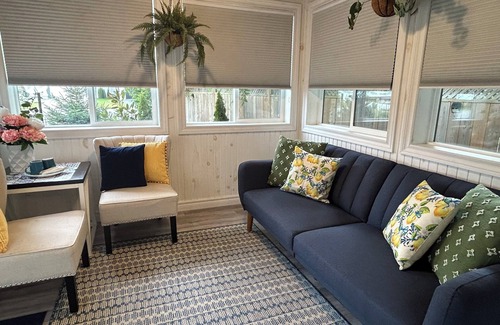 Historic Old Town Bed & Breakfast | Villa Sole - Old Town NOTL