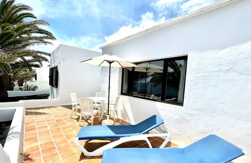 Charco del Palo Villa | Villa Solo Adultos,vistas mar,Wifi,frente a playa