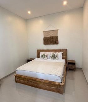 Sawangan House | Villa Son Sun II