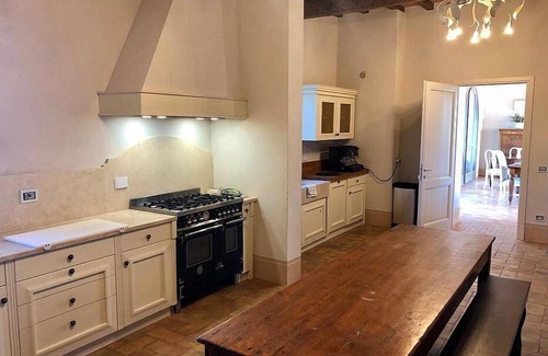 Reggello Villa | Villa Stellaria: An elegant and welcoming three-story villa located on top of a small hill, with Free WI-FI.