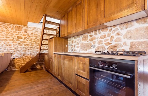 Runovici Villa | Villa Stone Valcer for 5 guests