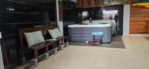 Vale de Carro House | Villa Summertime - Private Jacuzzi and bikes, beach 800m