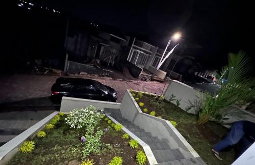 Dinoyo Villa | Villa Sunrise F1