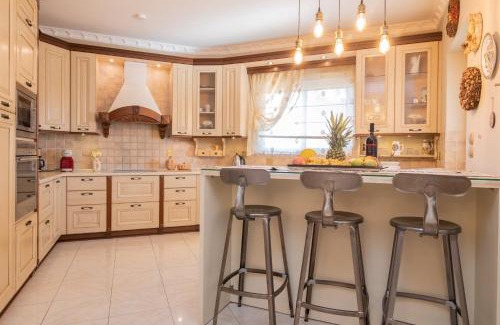 Gaitanion Villa | Villa Sunshine