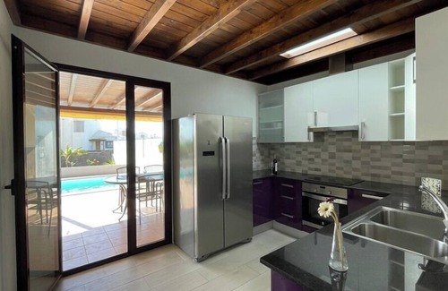 Playa Blanca Villa | Villa Tamara