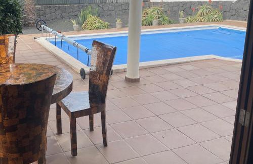 Montana Roja Villa | Villa Tania - Villa independiente con piscina privada