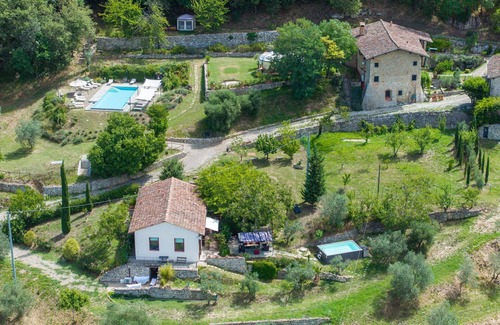 Sesto Fiorentino Villa | Villa Tenuta Lonciano - Luxury Villa Rental with swimming pool in Florence