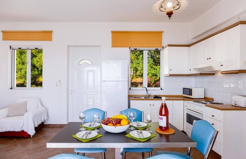 Messini Villa | Villa Thalia - Two Bedroom Villa, Sleeps 5