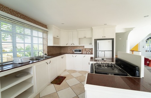 Bois d'Orange Villa | VILLA THOMPSON LUXURIOUS VILLA,IDEAL FOR COUPLES AND FAMILIES.