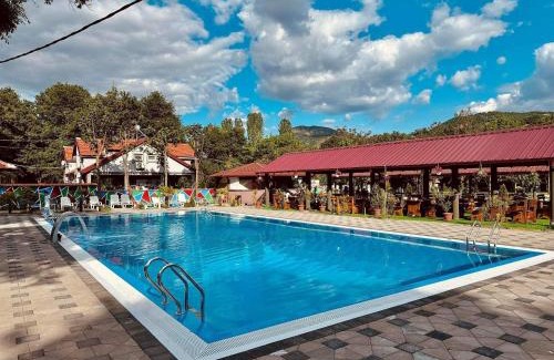 Vardar Region Bed & Breakfast | Villa Tino Omorani