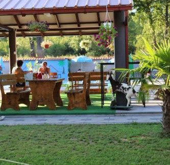 Vardar Region Bed & Breakfast | Villa Tino Omorani