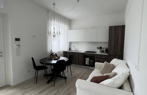Civitanova Marche Villa | Villa Torrione - ENTIRE VILLA - Modern Design, Private Pool & AirCO