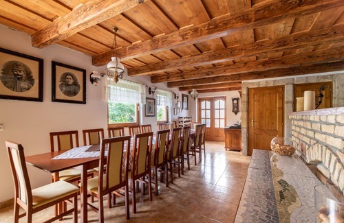 Balatongyorok Apartment | Villa Topáz