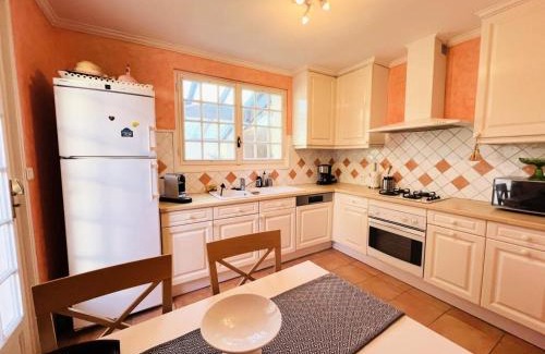 La Grande-Motte Villa | Villa Tournesol - Villa idéal pour les familles Quartier résidentiel MAE-5271