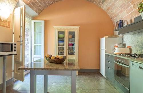 Gambassi Terme Villa | Villa + Tower with Private pool