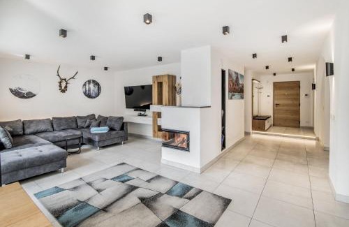 Colle Isarco Apartment | Villa Tribulaunblick - Design-Apartment mit Bergblick & Sonnenterrasse