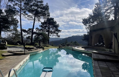 Chevreuse Villa | Villa Troglodyte d Architecte
