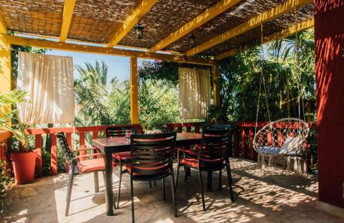 Kastel Kambelovac Villa | Villa Tropica, total privacy, tropical garden and private pool