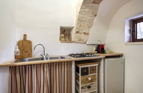 L'Assunta Villa | Villa 'Trullo Relax' with Private Terrace, Wi-Fi and Air Conditioning