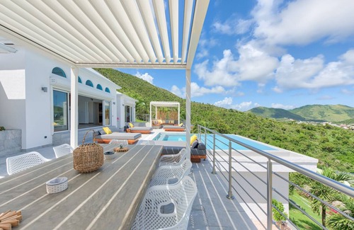 Orient Bay Villa | Villa Turquoze, an astonishing view on Orient Baie