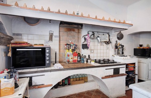 Vorno Villa | Villa 'Tuscany Charme Coselli Restored' with Private Pool, Private Garden and Wi-Fi