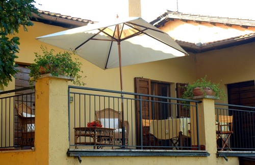 Stroncone House | Villa Umbria - a peaceful oasis surrounded by vineyards in the Todi - Orvieto area