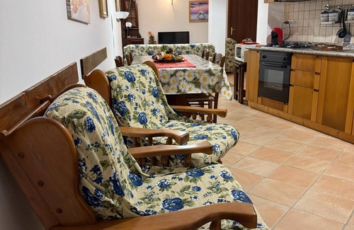 Bassano in Teverina Apartment | Villa Vacanze Valentina - Apartment A - Apartment in villa with swimming pool