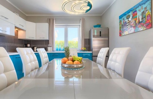 Loborika House | Villa Valentina by Interhome