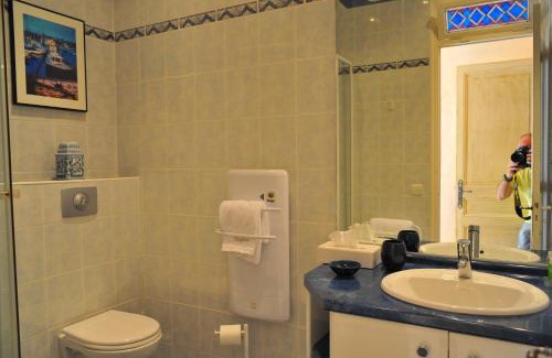 Vielle-Chapelle Bed & Breakfast | Villa Valflor chambres d'hôtes et appartements