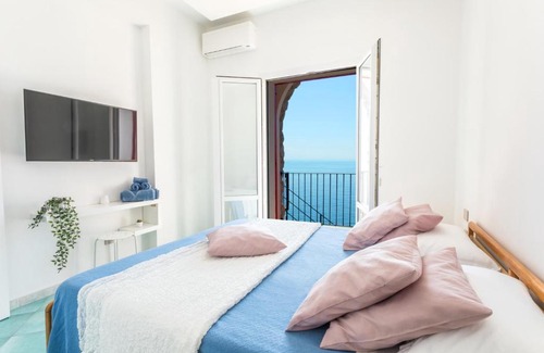 Cetara Villa | Villa Venere - Amalfi Coast - Private Sea Access